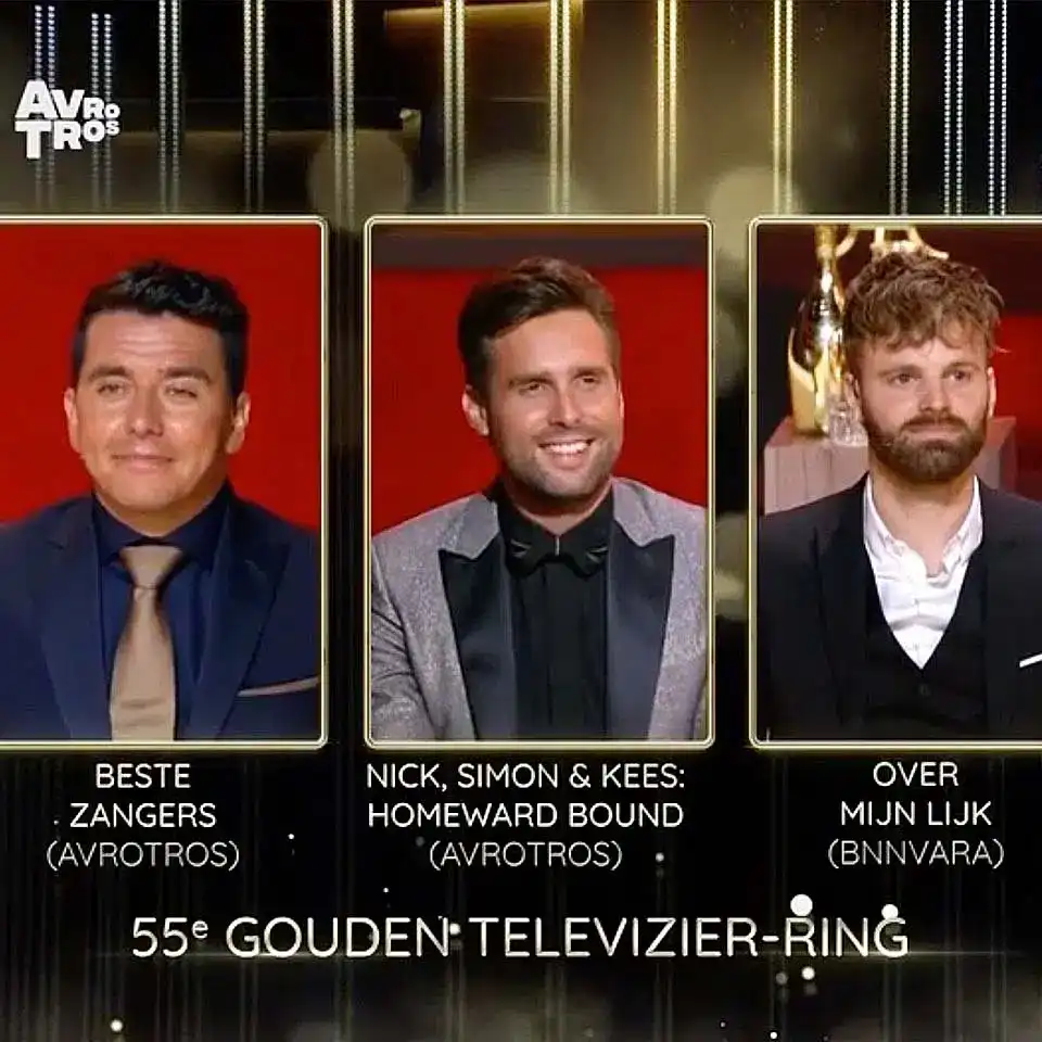 nickschilder-smokingklant-0001 Nick Schilder in een unieke smoking van Rietbergh, samen met Jan Smit en een andere presentator